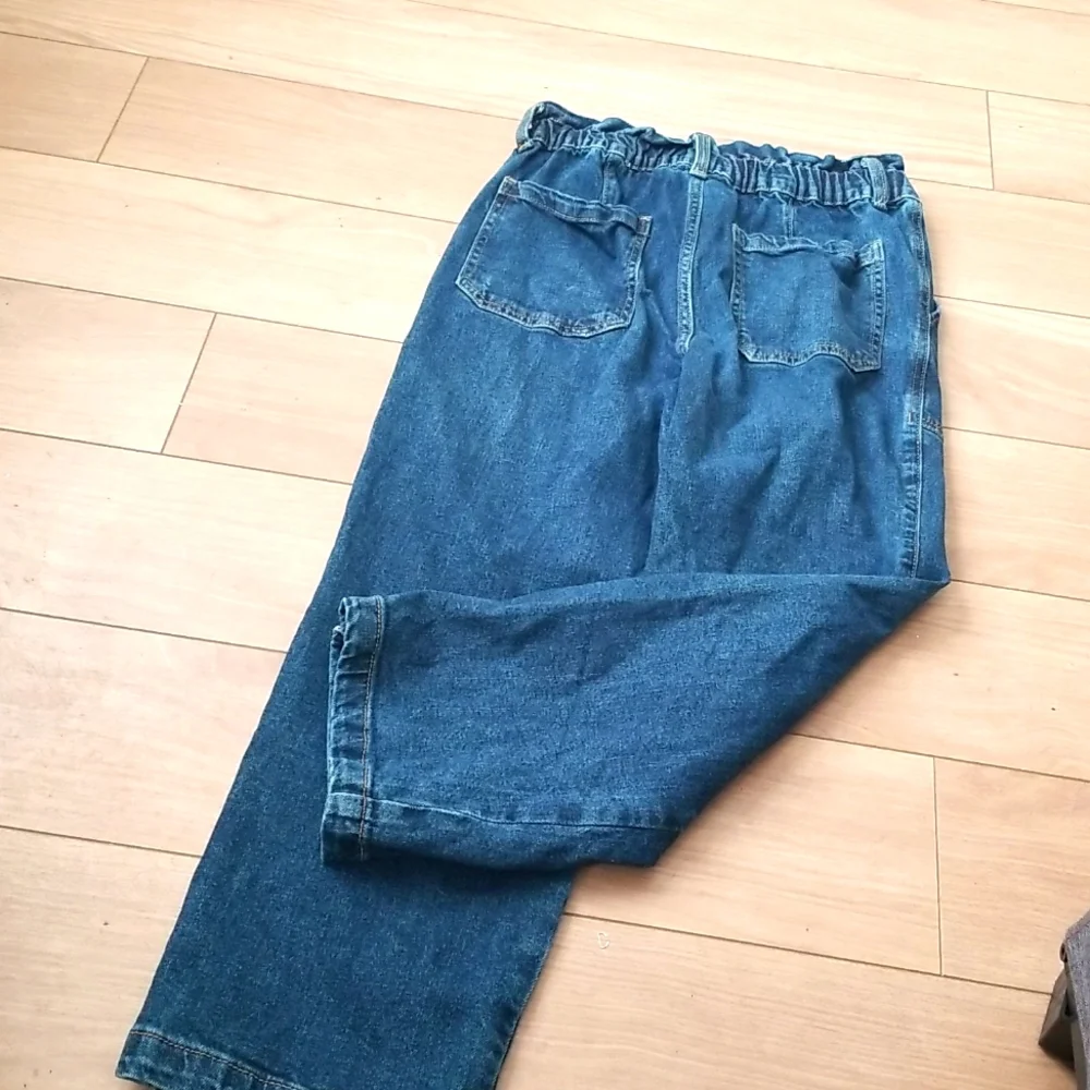 Time and Tru Elastic Waist Deep Pocket Jeans 4